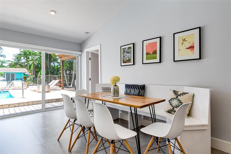 Image 14 of 35 For 1704 4th Ct  