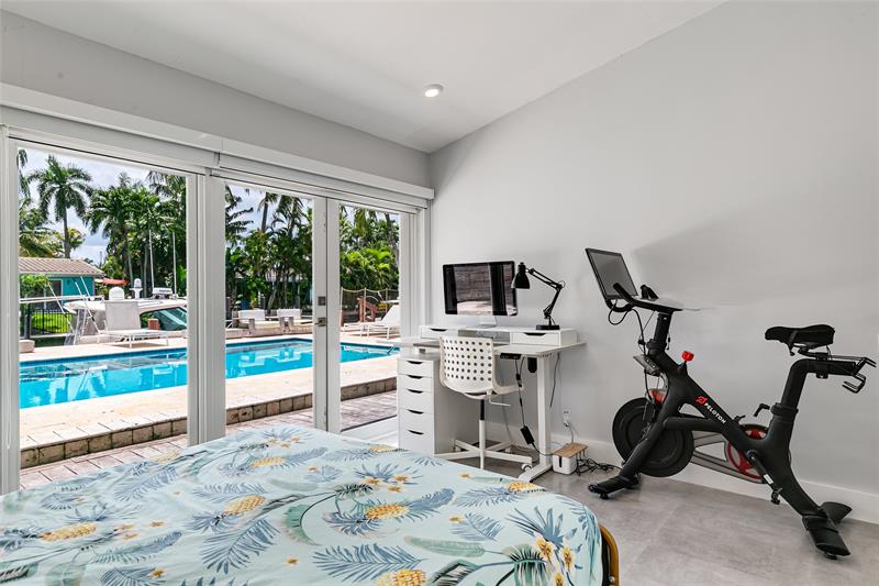 Image 22 of 35 For 1704 4th Ct  