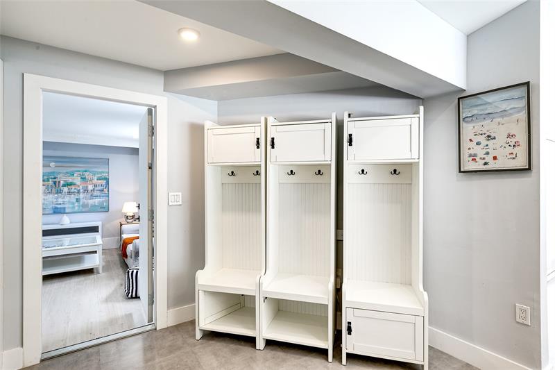 Image 26 of 35 For 1704 4th Ct  