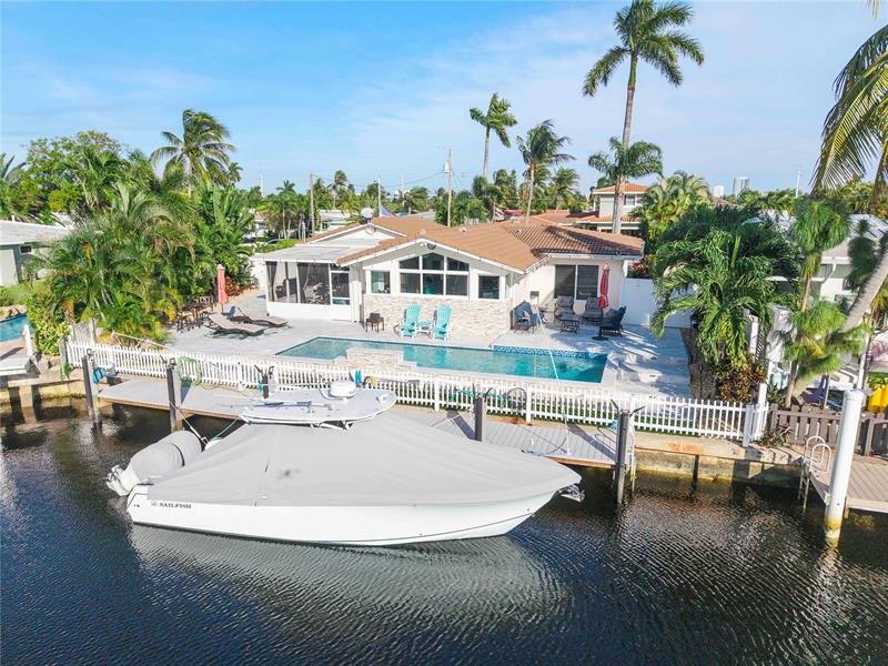 Image 3 of 65 For 731 4th Ave  