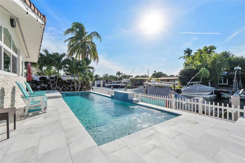 Image 35 of 65 For 731 4th Ave  