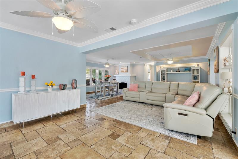 Image 9 of 65 For 731 4th Ave  