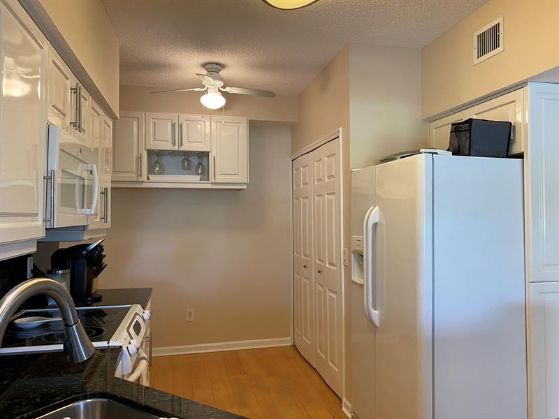 Image 23 of 30 For 3205 184th St  9303