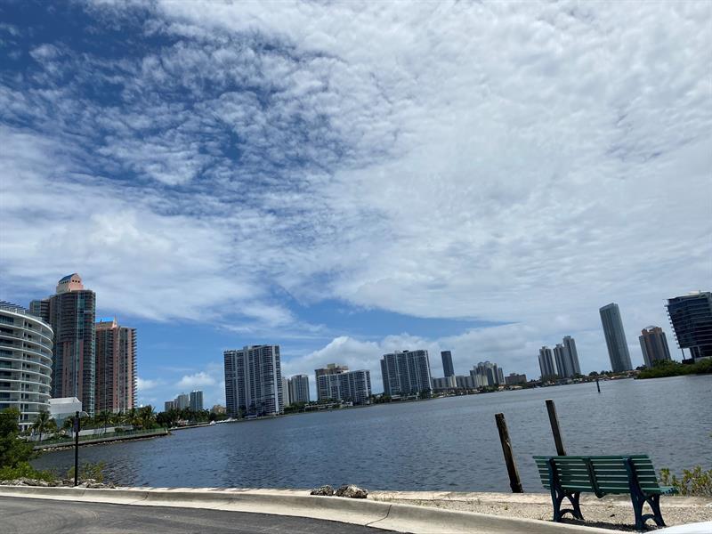 Image 28 of 30 For 3205 184th St  9303