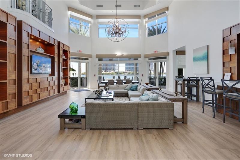 Image 3 of 30 For 3205 184th St  9303