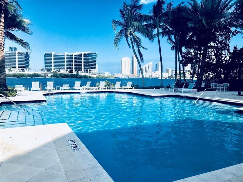 Image 7 of 30 For 3205 184th St  9303