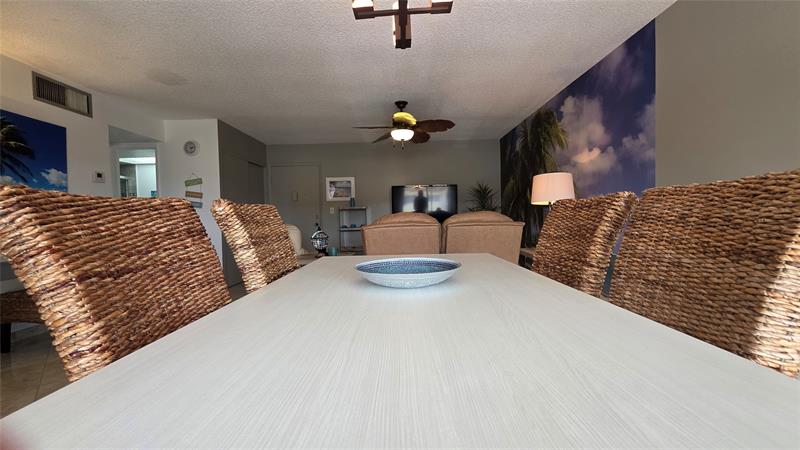 Image 13 of 22 For 4047 16th St  302