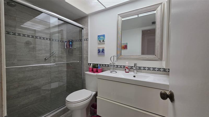 Image 22 of 22 For 4047 16th St  302