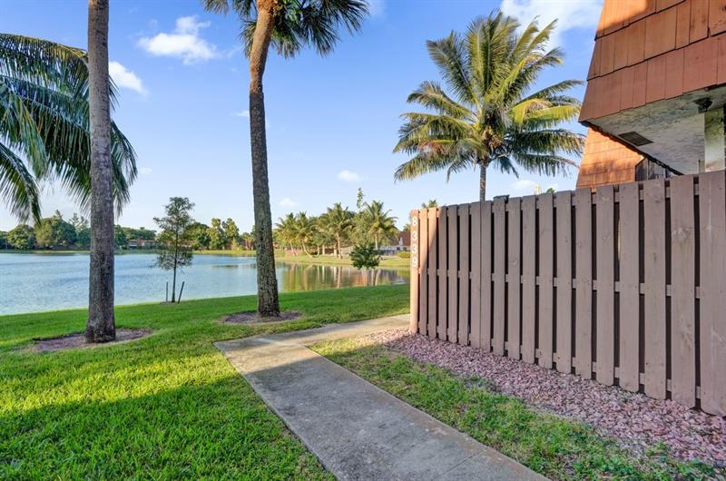 Details for 8339 Coral Cir 8339, North Lauderdale, FL 33068