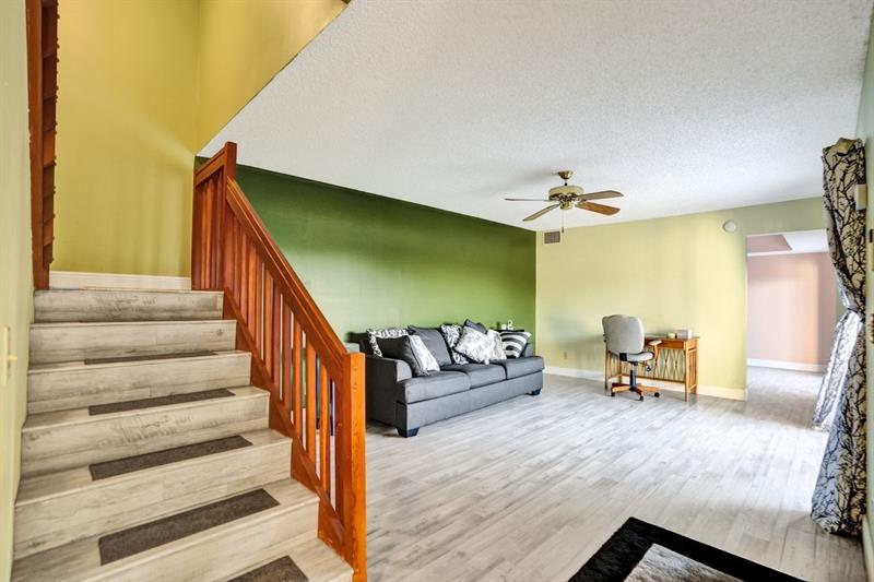 Image 20 of 95 For 8339 Coral Cir  8339