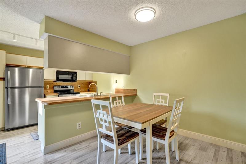 Image 22 of 95 For 8339 Coral Cir  8339