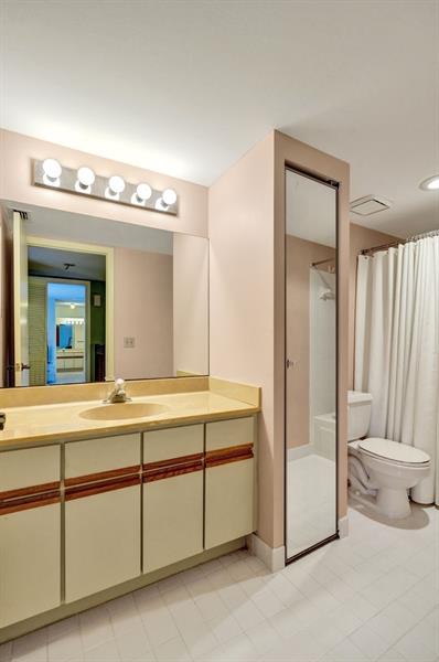 Image 40 of 95 For 8339 Coral Cir  8339