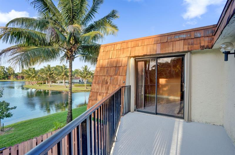 Image 60 of 95 For 8339 Coral Cir  8339