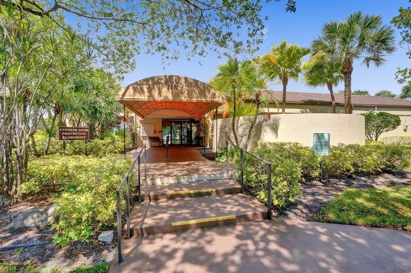 Image 91 of 95 For 8339 Coral Cir  8339