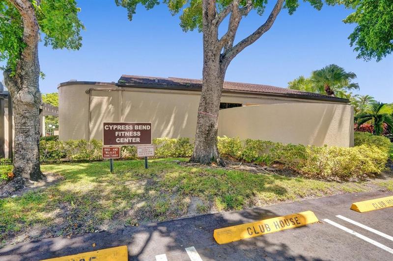 Image 93 of 95 For 8339 Coral Cir  8339