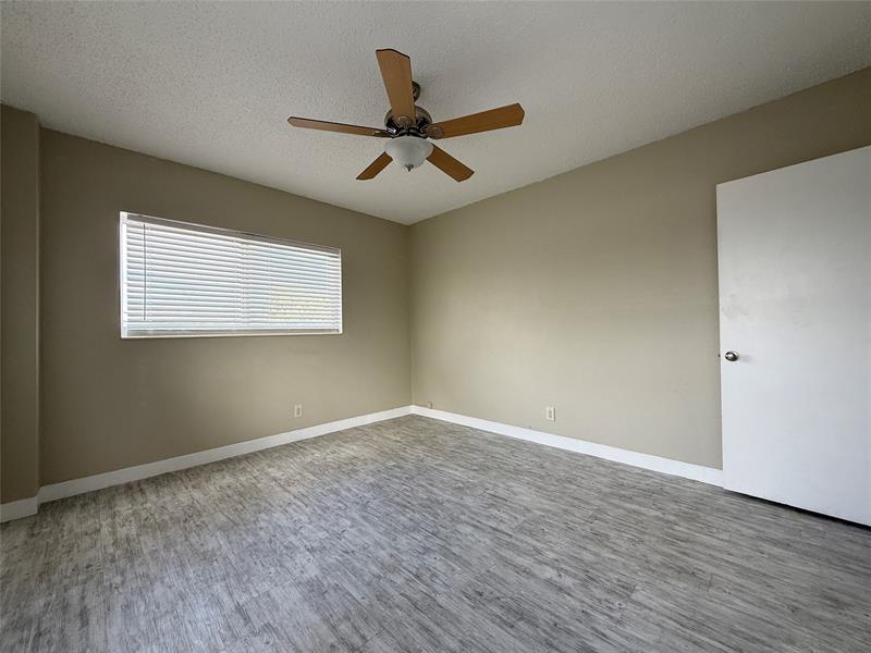 Image 16 of 27 For 530 34th Ct  1