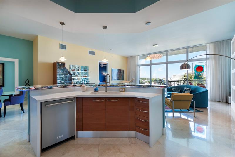 Image 19 of 47 For 701 21st Ave  502