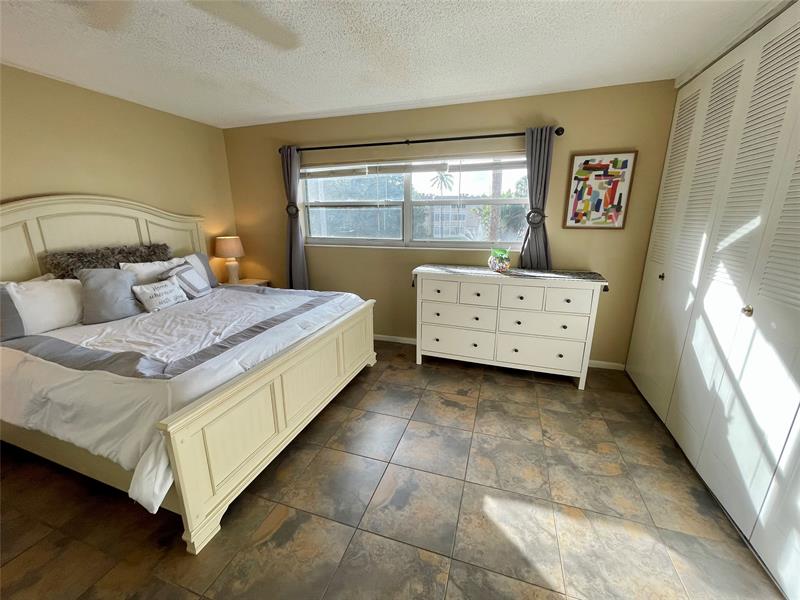 Image 19 of 38 For 5071 Oakland Park Blvd  211