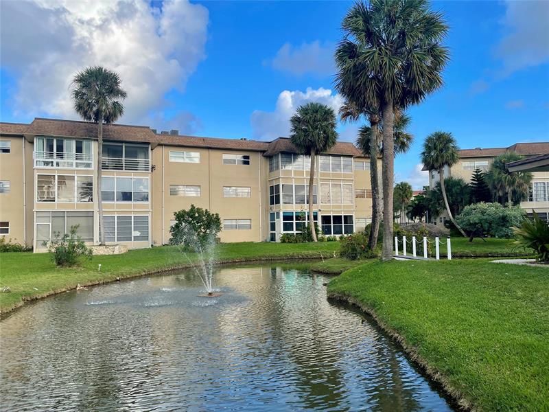 Image 32 of 38 For 5071 Oakland Park Blvd  211