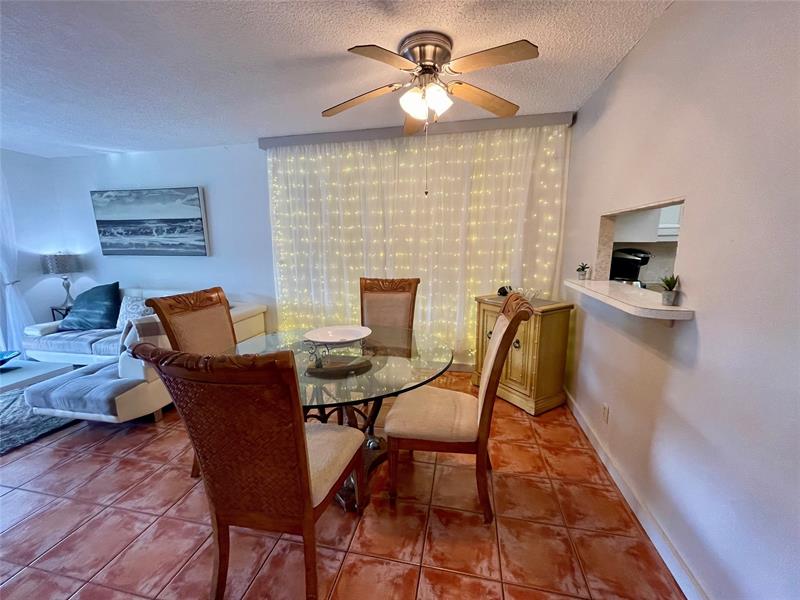 Image 9 of 38 For 5071 Oakland Park Blvd  211
