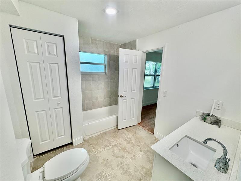 Image 13 of 23 For 730 Arizona Ave