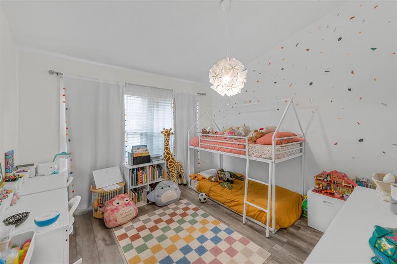 Image 17 of 31 For 10140 Phoenix Ave  10140