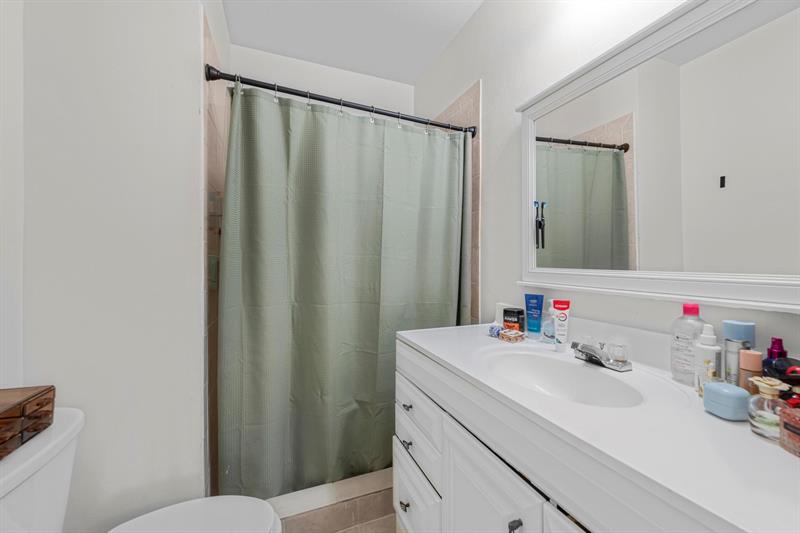 Image 19 of 31 For 10140 Phoenix Ave  10140