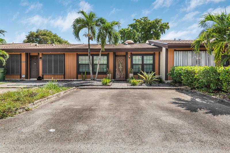 Image 25 of 31 For 10140 Phoenix Ave  10140