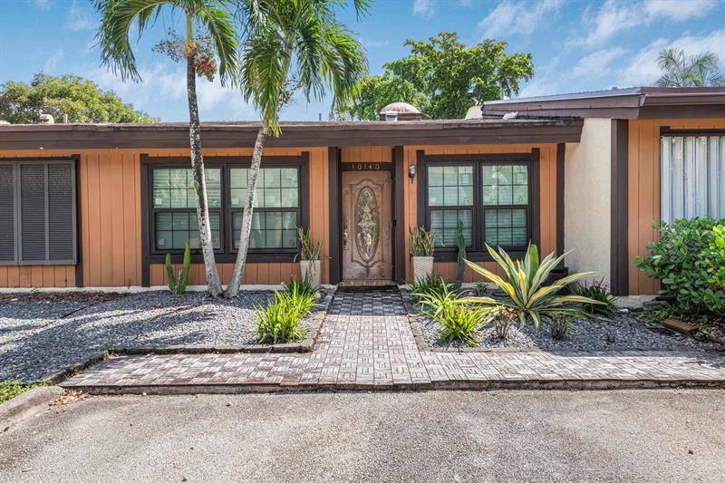 Image 26 of 31 For 10140 Phoenix Ave  10140