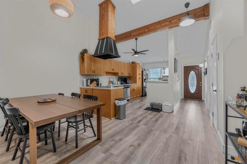 Image 3 of 31 For 10140 Phoenix Ave  10140