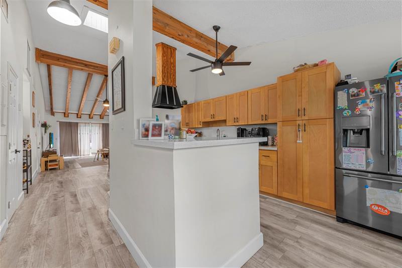 Image 6 of 31 For 10140 Phoenix Ave  10140