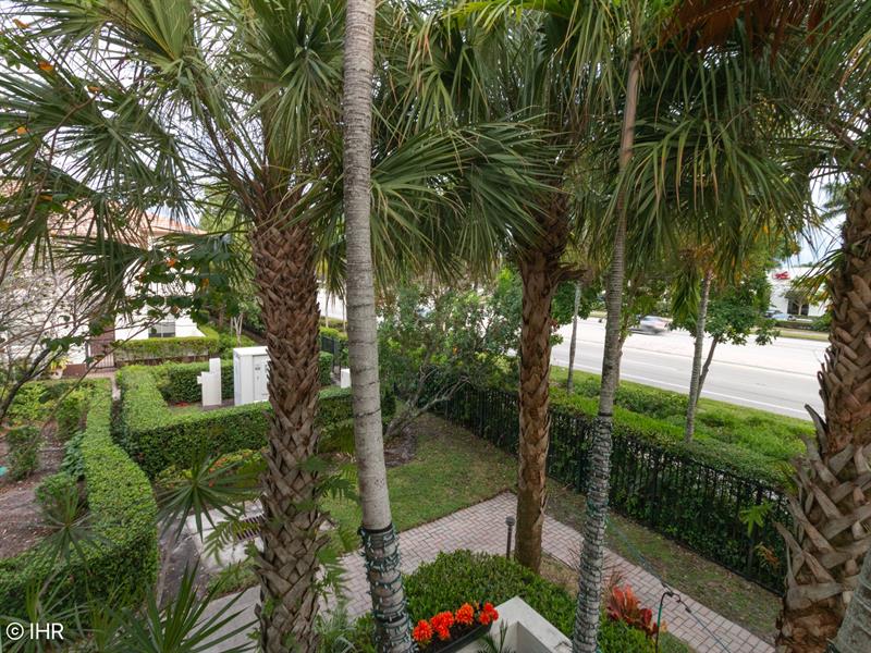 Image 18 of 37 For 4670 Acadian Trl  4670