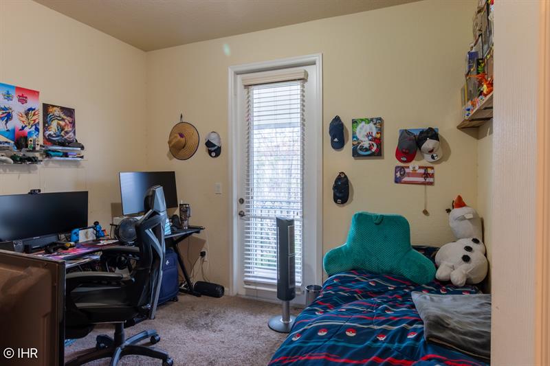 Image 19 of 37 For 4670 Acadian Trl  4670