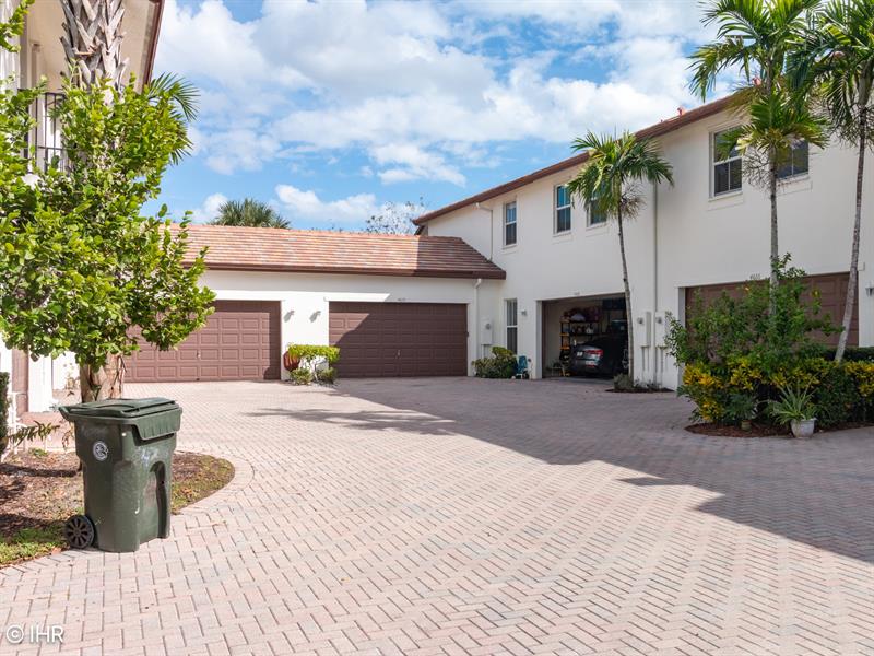 Image 23 of 37 For 4670 Acadian Trl  4670