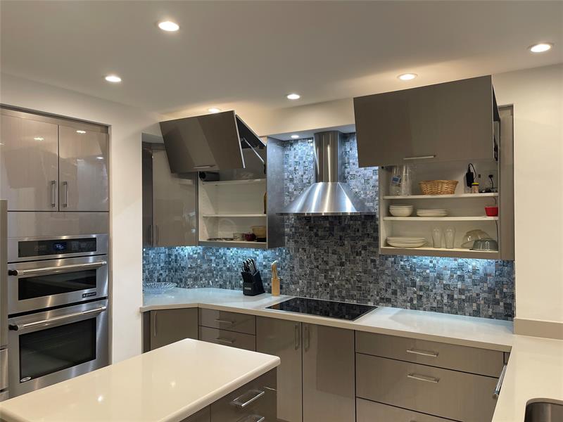 Image 25 of 49 For 100 Birch Rd  2502c