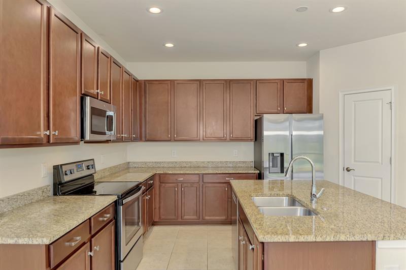 Image 14 of 37 For 4417 Conchfish Ln