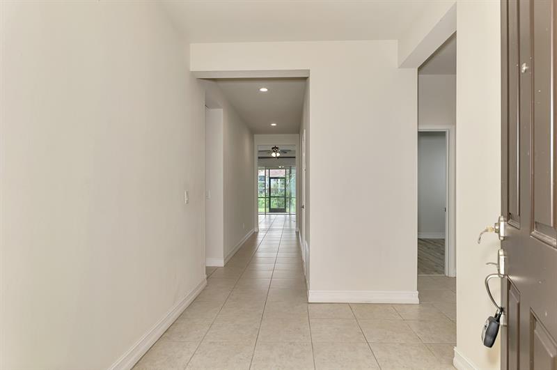 Image 5 of 37 For 4417 Conchfish Ln