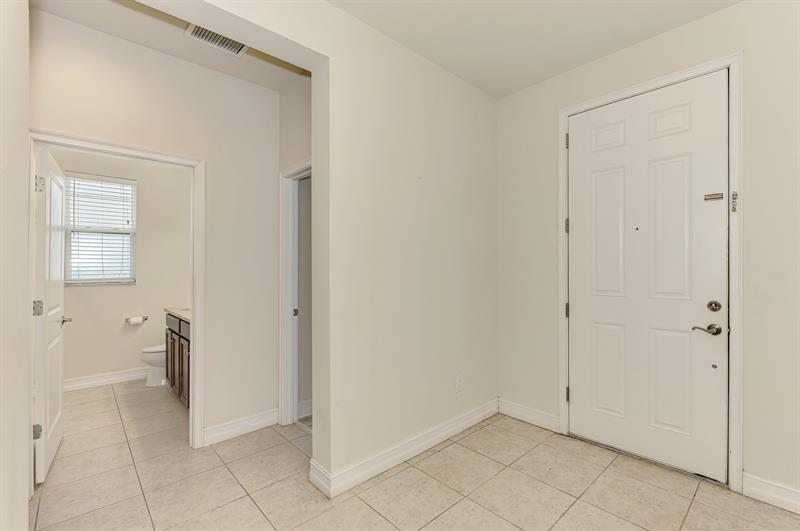 Image 6 of 37 For 4417 Conchfish Ln