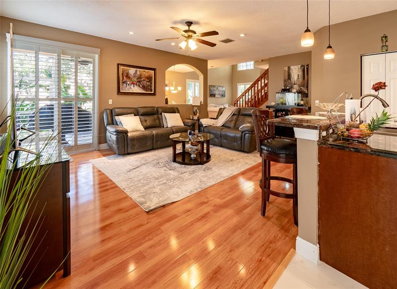 Image 16 of 43 For 5103 Heron Ct