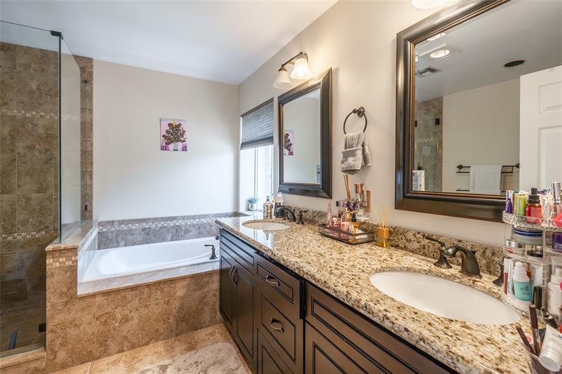 Image 23 of 43 For 5103 Heron Ct