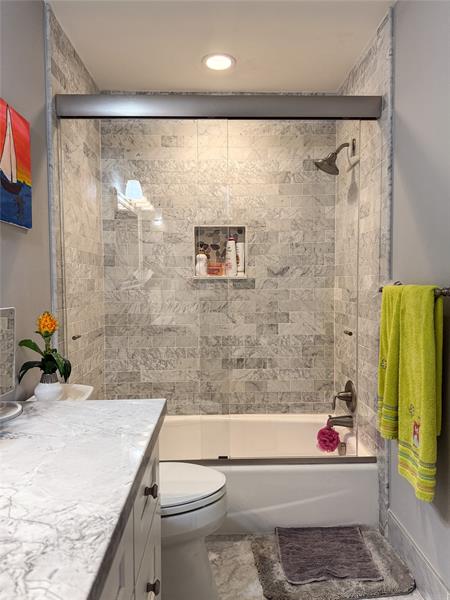 Image 28 of 43 For 5103 Heron Ct