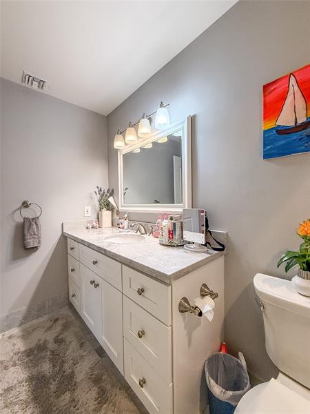 Image 29 of 43 For 5103 Heron Ct