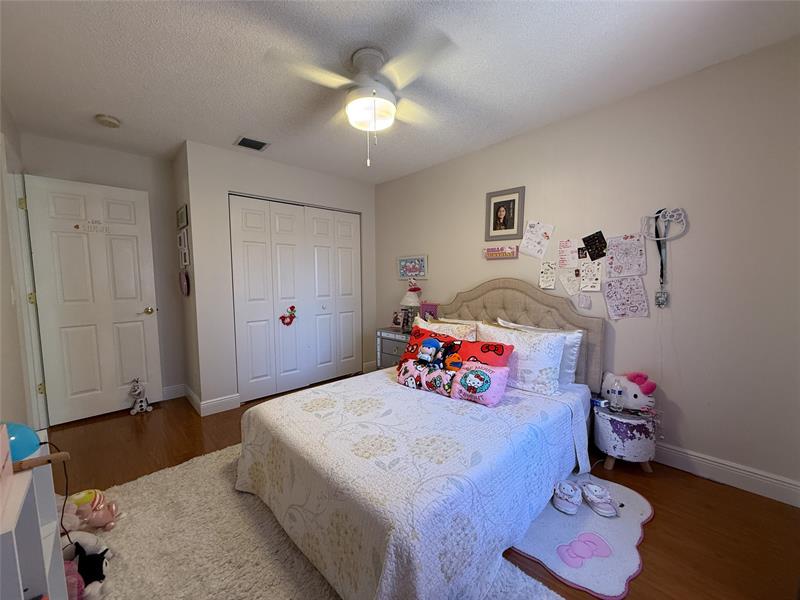 Image 30 of 43 For 5103 Heron Ct