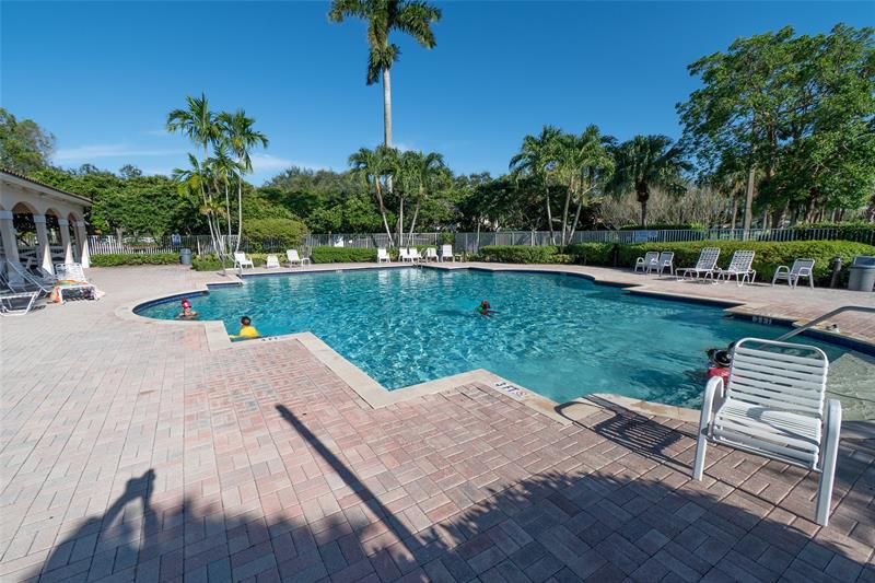 Image 39 of 43 For 5103 Heron Ct