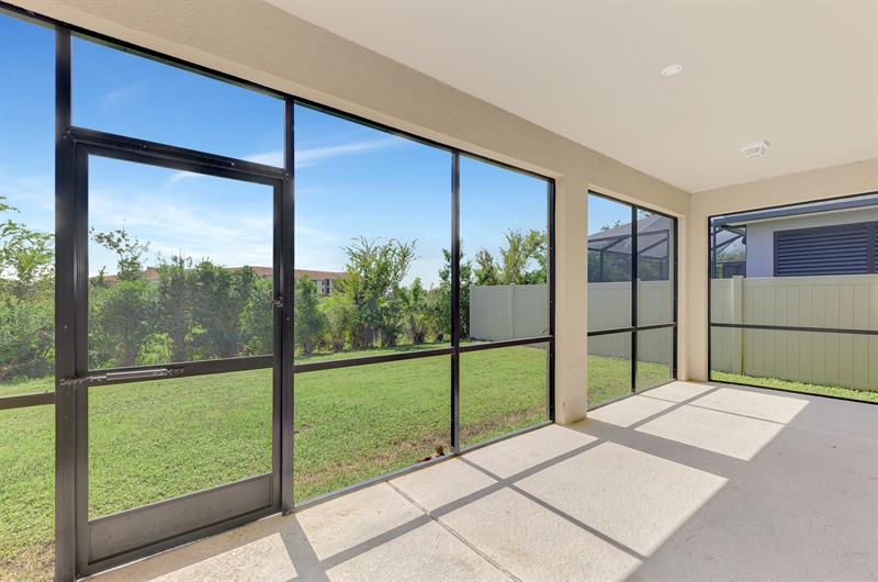 Image 34 of 39 For 4429 Conchfish Ln