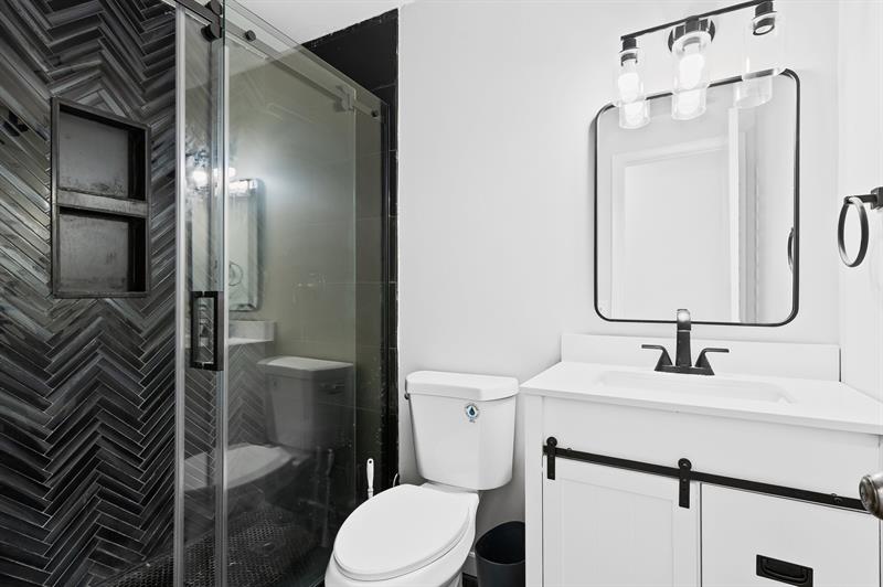 Image 16 of 24 For 344 City View Drive