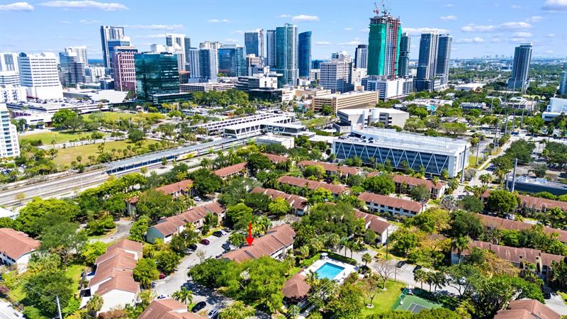 Image 3 of 24 For 344 City View Drive