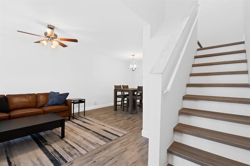 Image 5 of 24 For 344 City View Drive