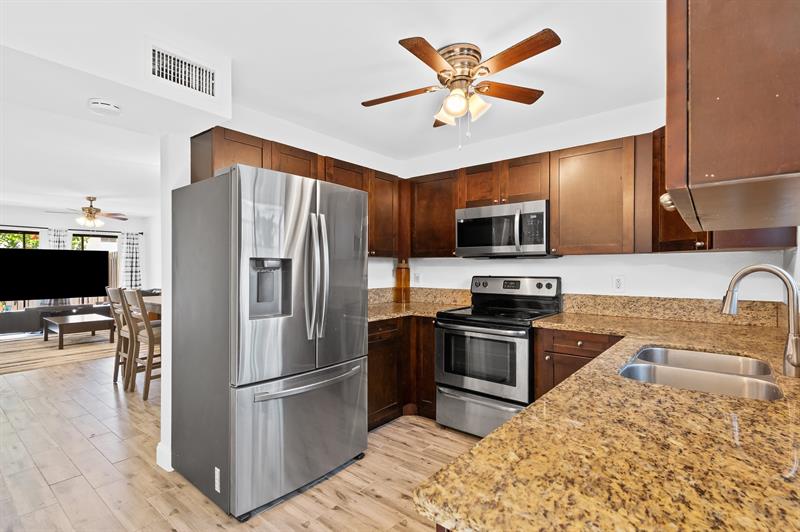 Image 8 of 24 For 344 City View Drive