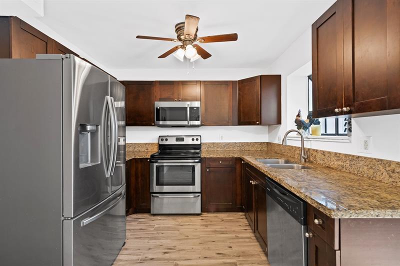 Image 9 of 24 For 344 City View Drive